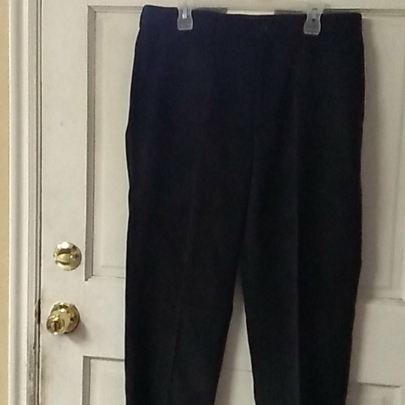 Pants - Picture 4 of 9